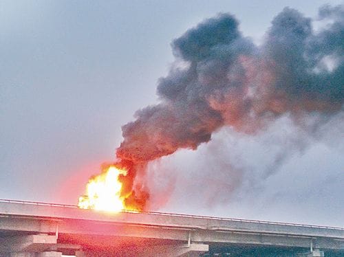 fire on canter in agra