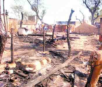 47 houses burned to fire