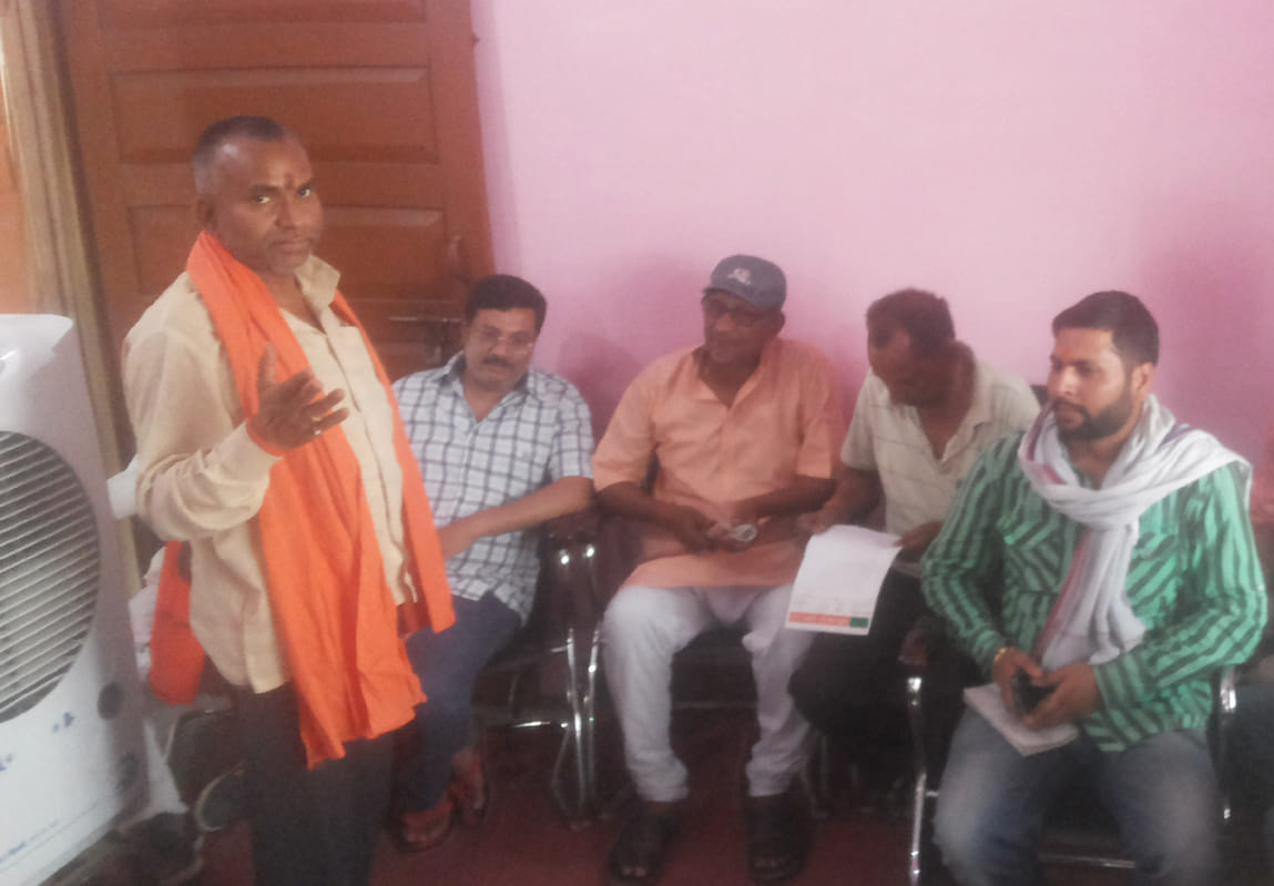 Sohrtgdh pause in raising the issue of express train