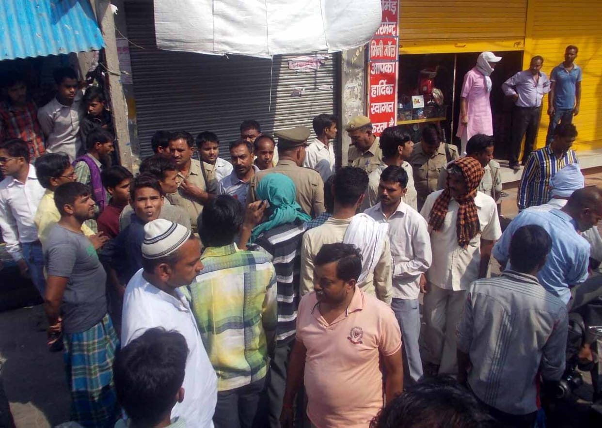 ritaayard esadeeem kee hatya, laakhon kee loot