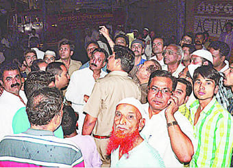Shoe shops fire panic