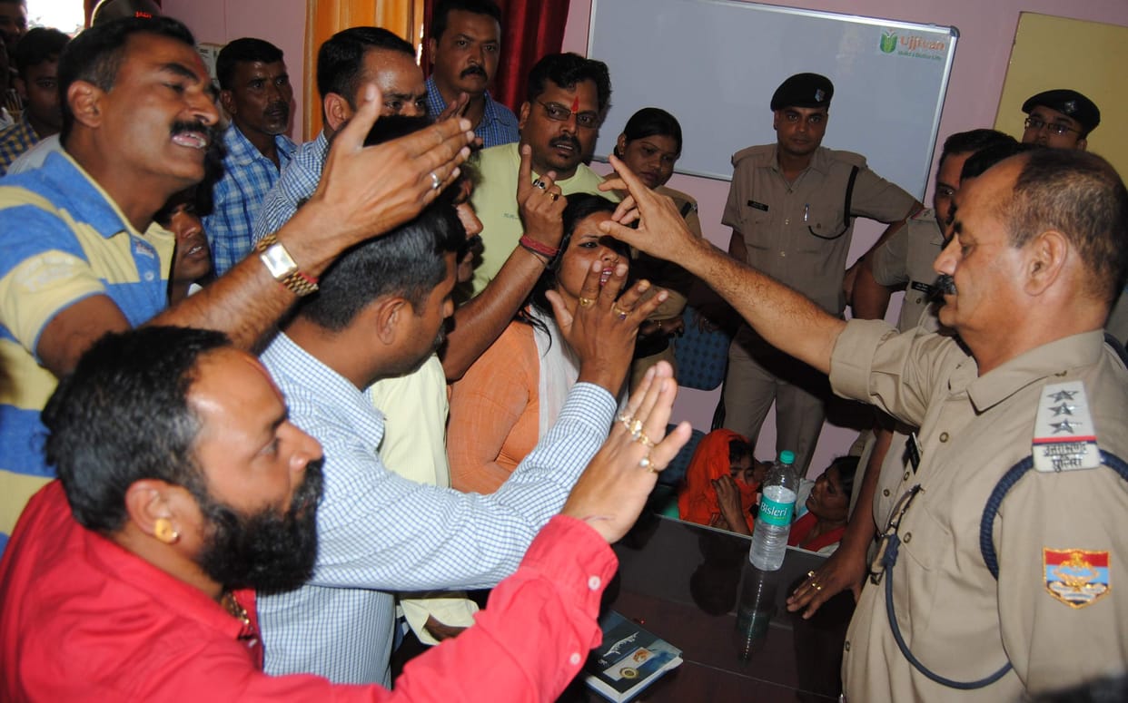 demand of arrest to accused.