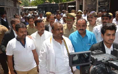 Rampal Yadav's home on LDA's target.