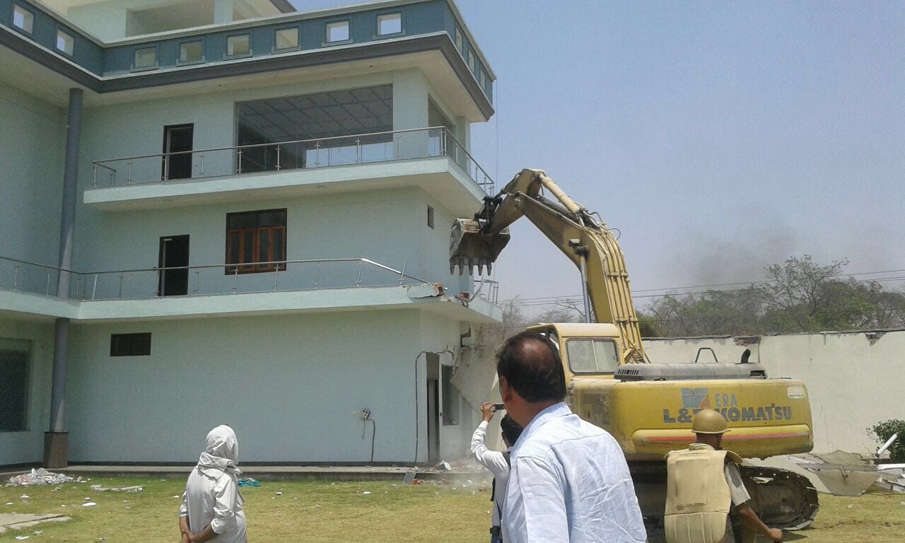 demolition of illegal hotel sparsh of sp mla rampal
