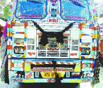 6 killed and 9 injured in accident