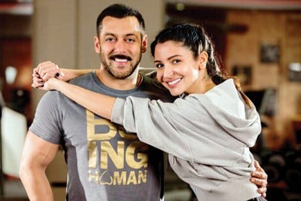 Anushka Sharma nails the dhobi-pachad in New poster from Sultan
