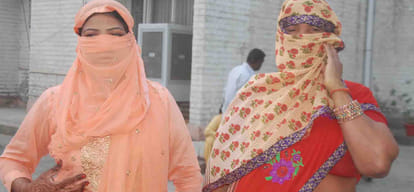 on asking for dowry girl deny to marry in mandap