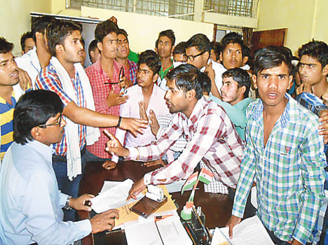 Students hoop social welfare officer