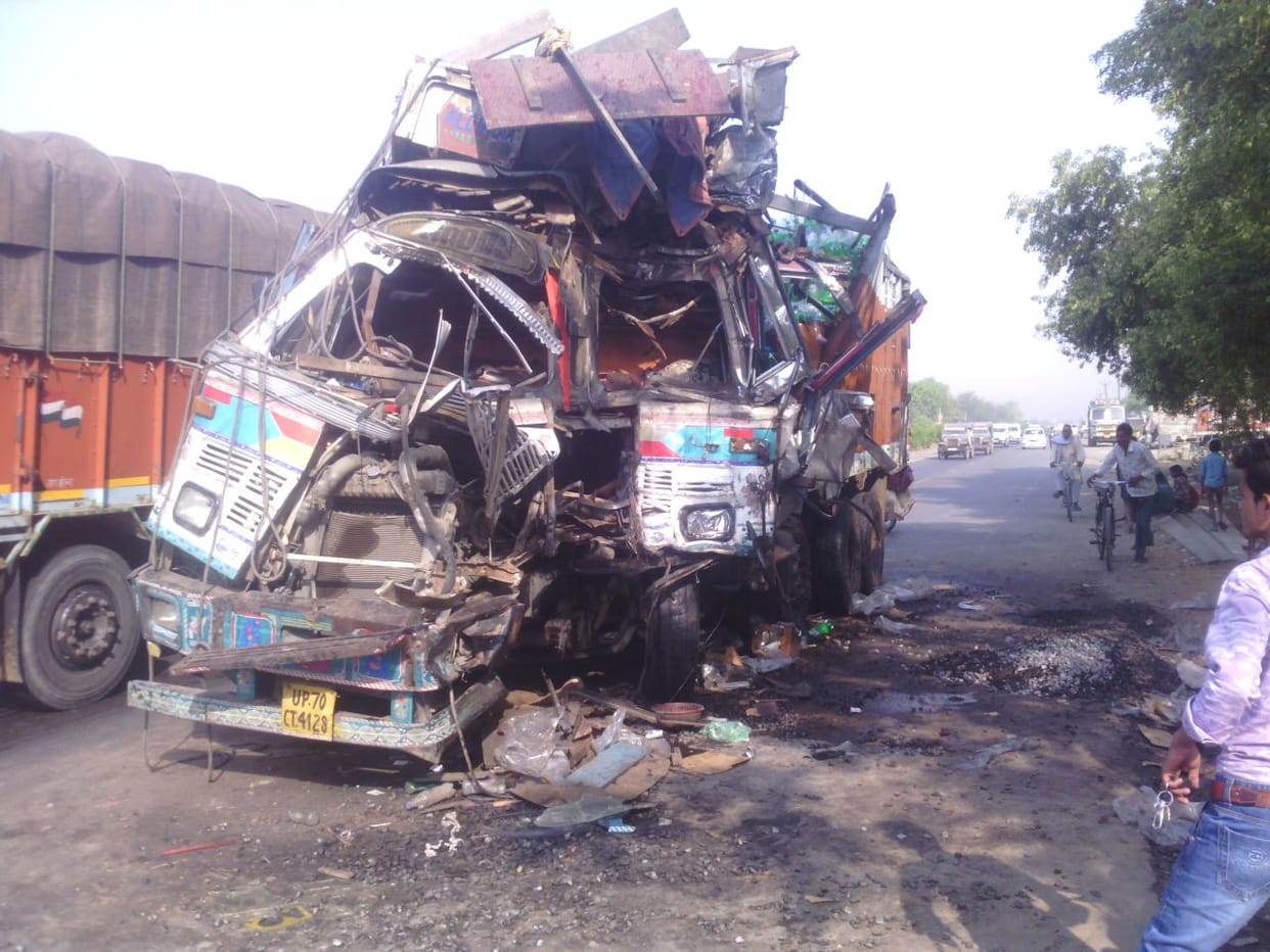 Including two women killed in accident , 14 injured