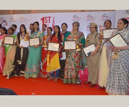 Akhilesh Yadav honours women in UP.