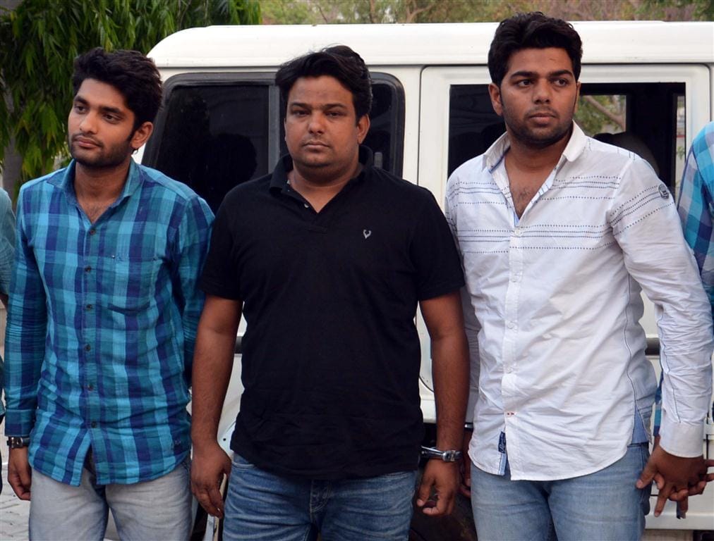 Autumn - Rai murder case , including three arrested hydrous
