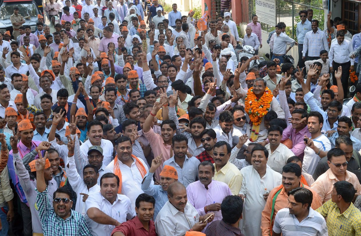 crowd entered in collectorate during the party 's nomination , the streets were jammed