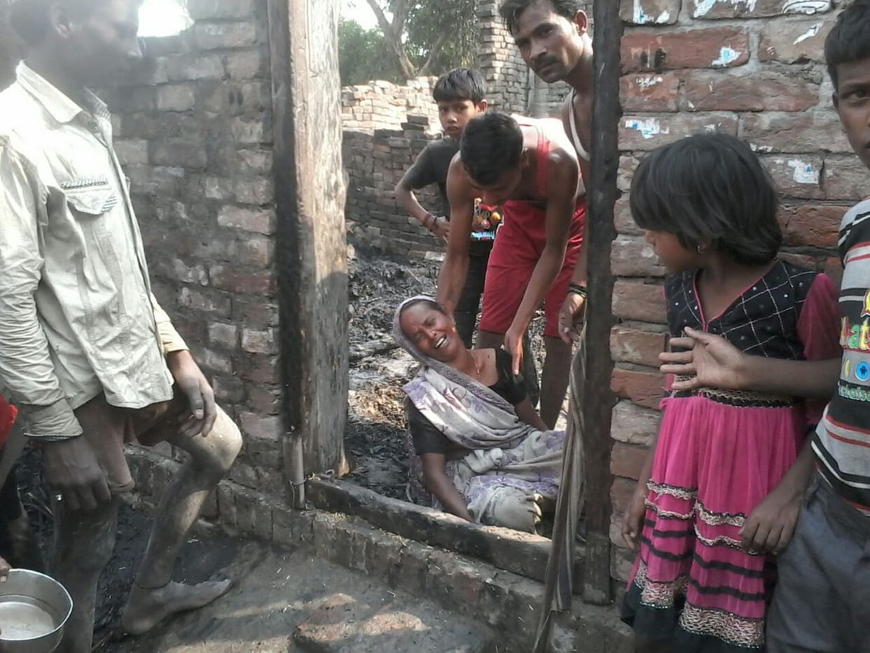 12 houses burnt in bahraich