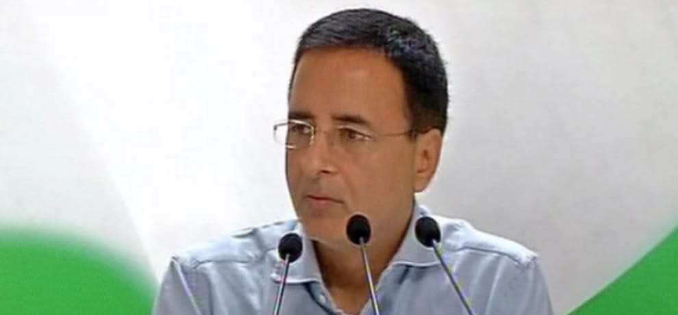 Congress slam modi over appeals by jandhan ccount holders