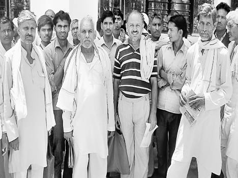The villagers opened front against Kotedar Dbangi