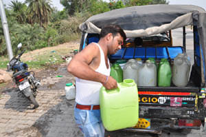 drink water fight in workhard