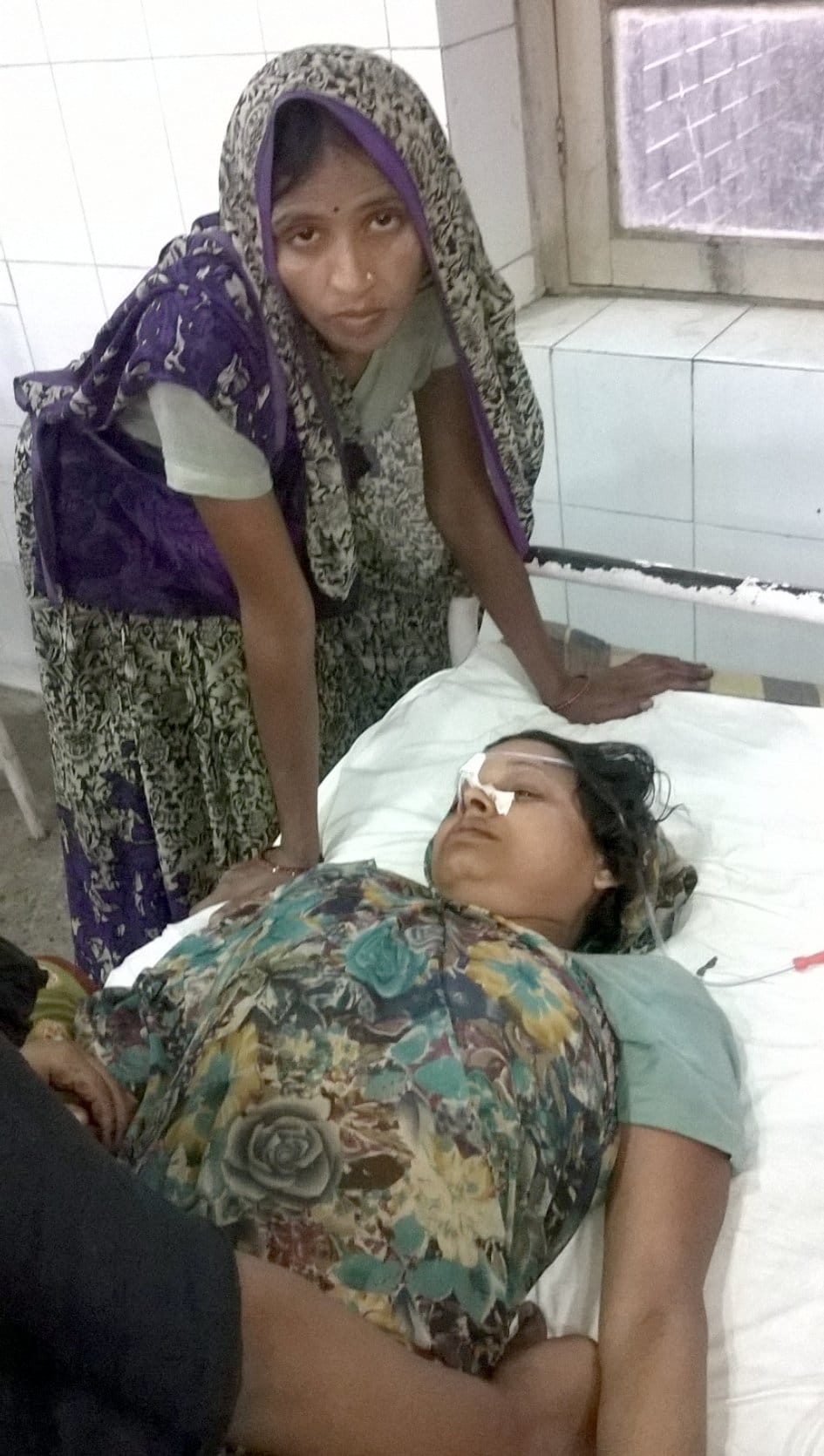 Mother - son drank pesticide in minor disputes , recruitment