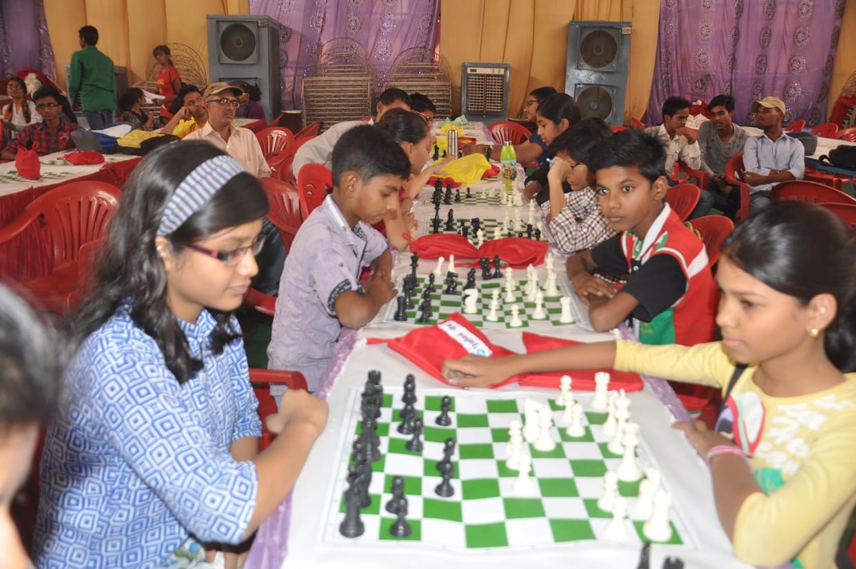 chess competition: shekhar, sujit and aanchal make lead