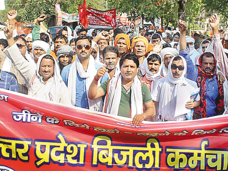 The PM asked the 15 thousand minimum wages