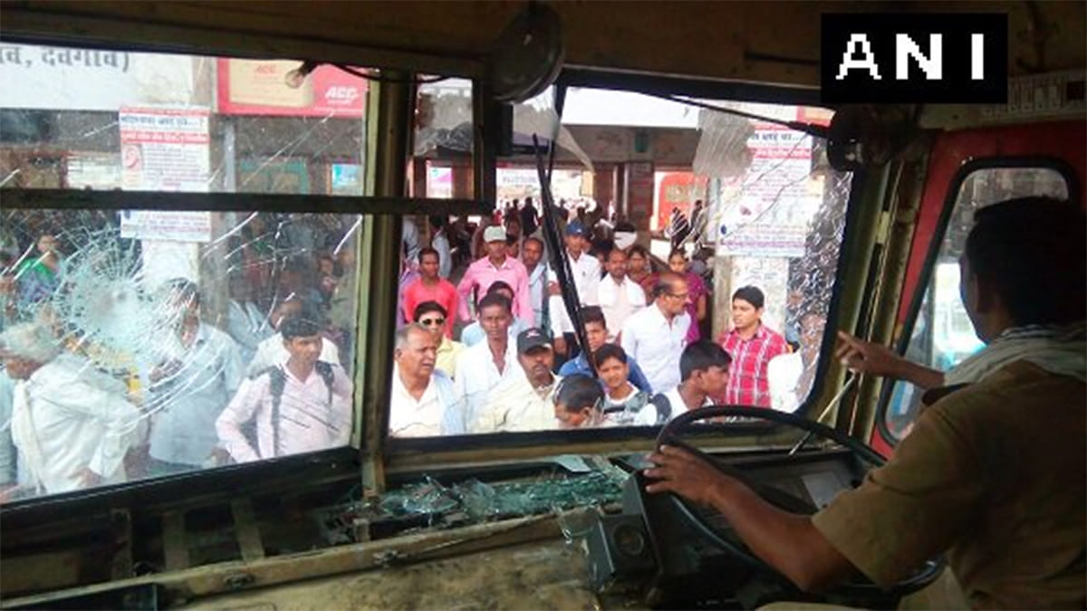 Protest on Maharashtra Day for making vidarbha seperate state