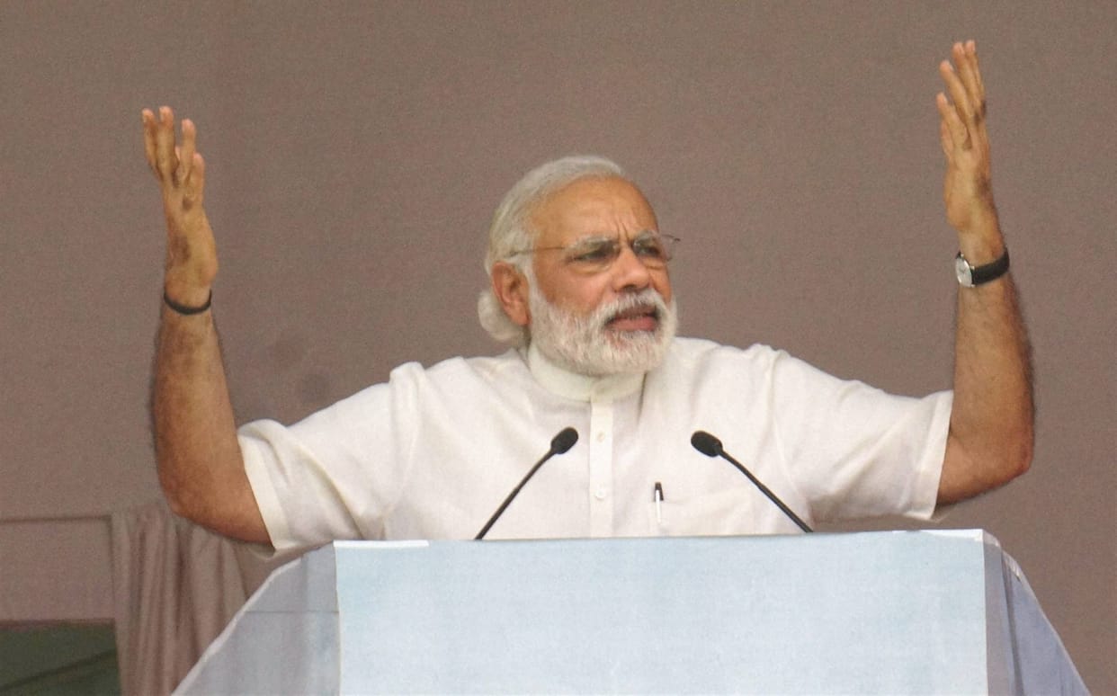 Chopper deal case: PM Modi spoke direct attack on Sonia Gandhi.