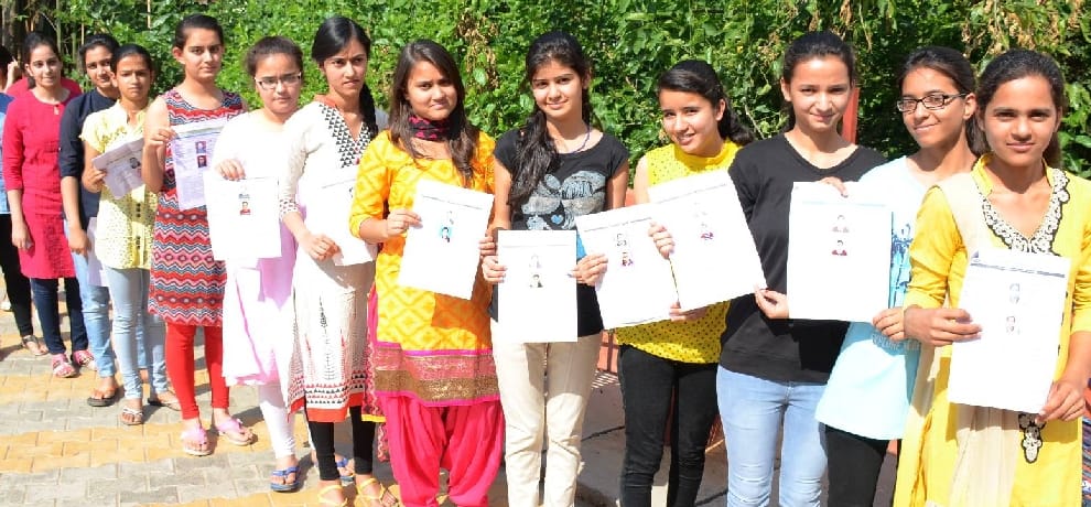 Cabinet clears ordinance to keep state boards out of NEET