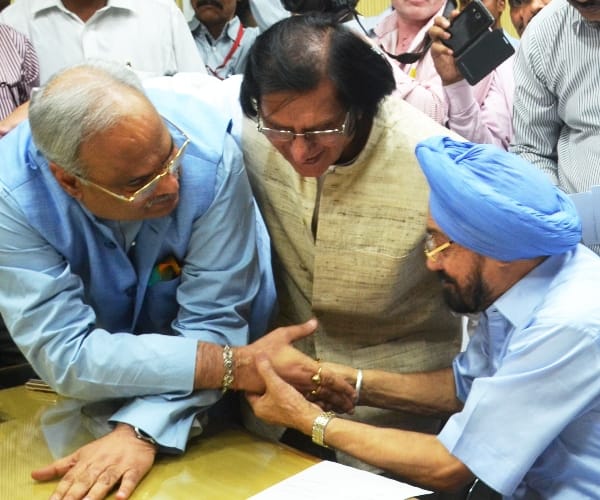 Nominated members for Vidhan Parishad take oath.