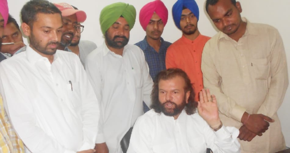 punjab congress on hans raj hans joining bjp