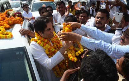 controversy over varun gandhi program in allahabad