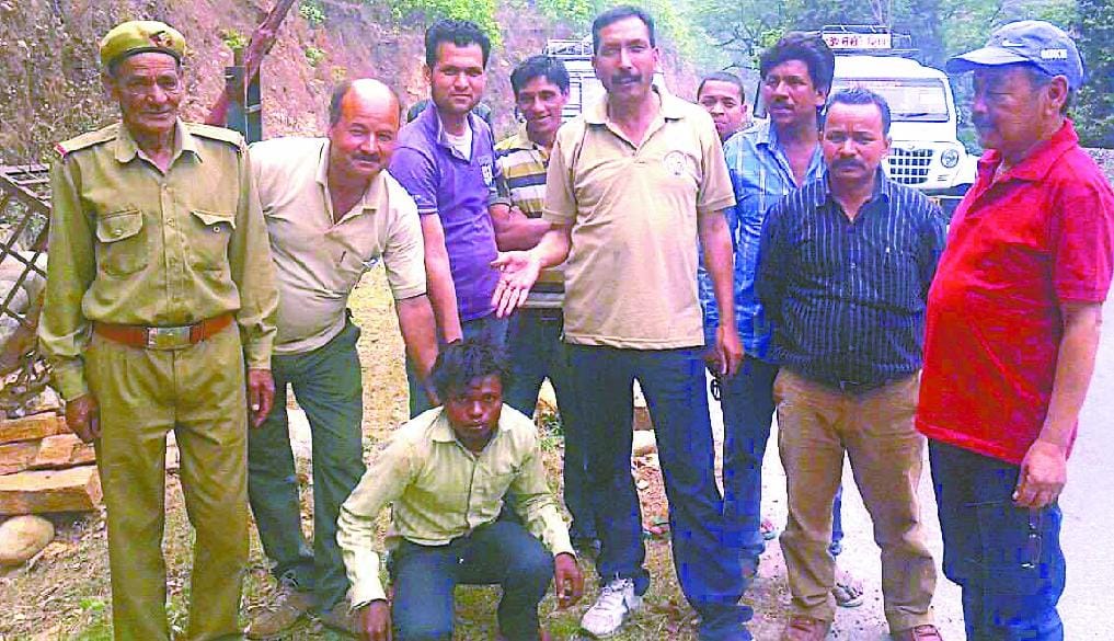 Workers ran into the forest caught fire, prosecution