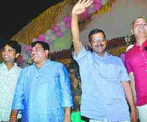 Kejriwal, Vishwas and Sisodia In town