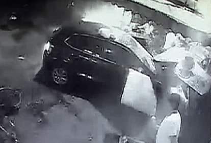 Uncontrolled car entered in restaurant at Yamunanagar