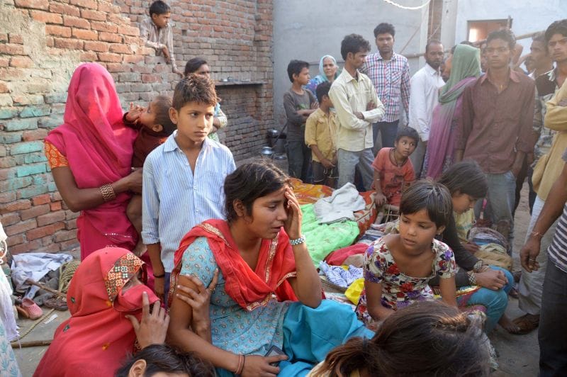 decoity in sidhharthnagar, house owener killed