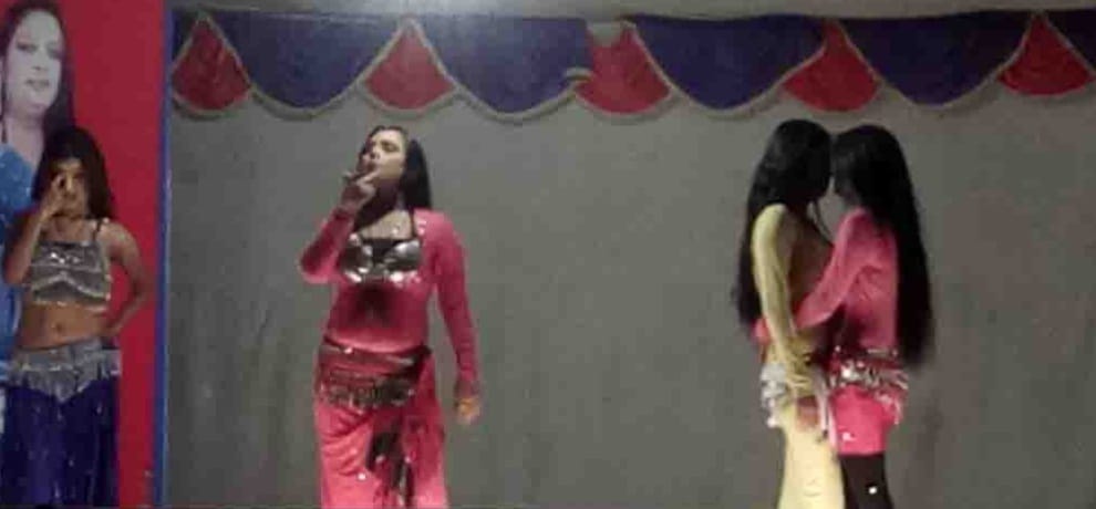 Rs 30 in Fair View slut dance, obscene songs, dances on women