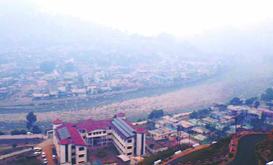 Kapkot put out the forest fire in the SDM