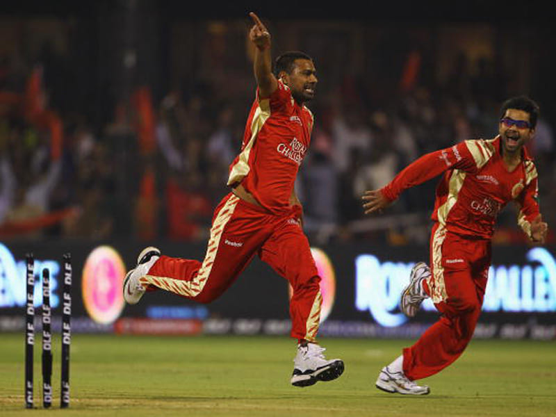 bowlers who take hat trick in ipl