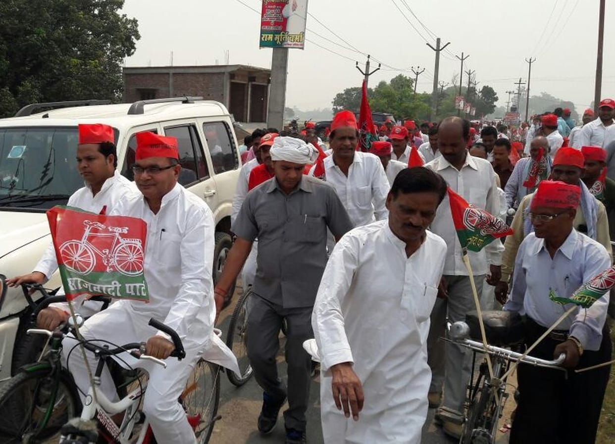Ministers and legislators led bicycle tour out