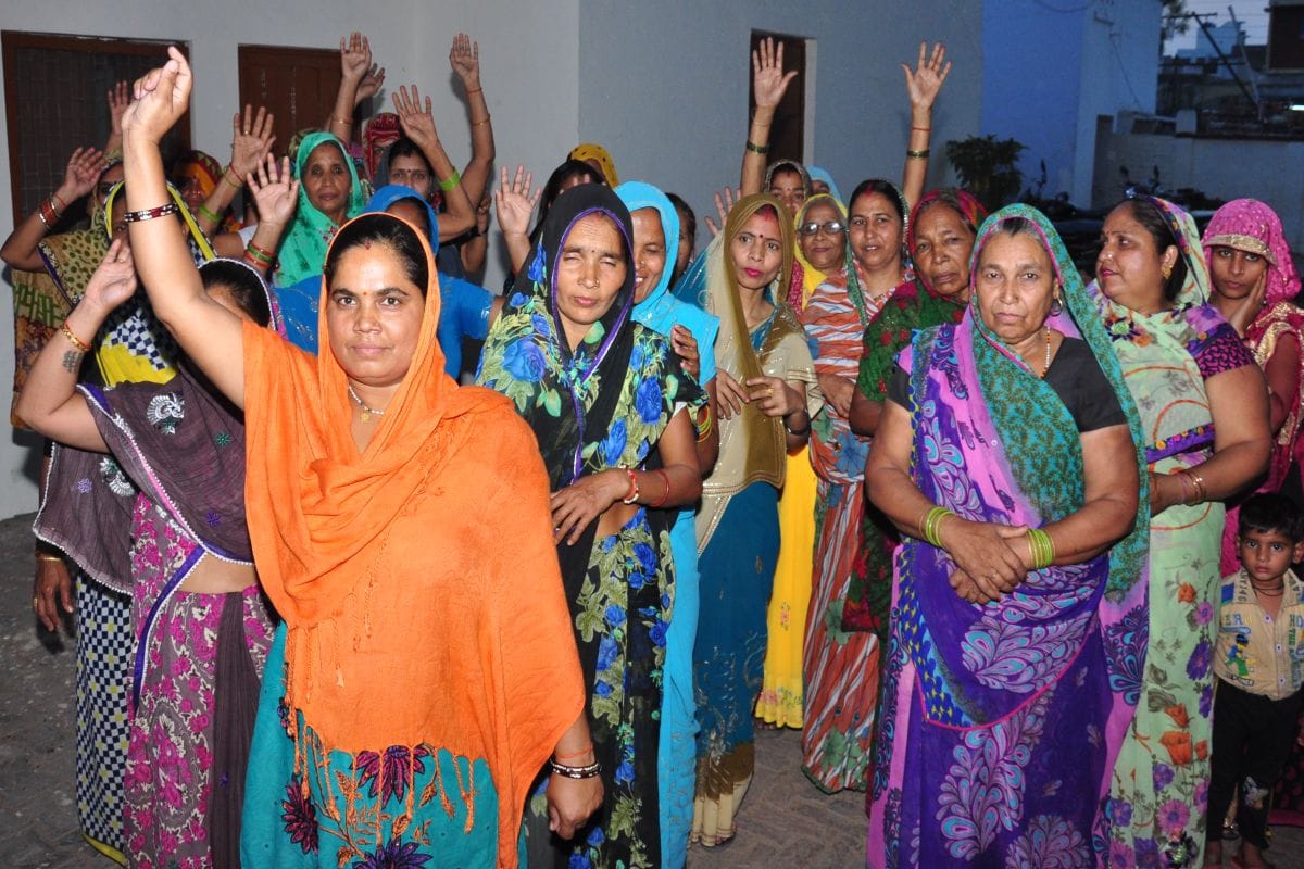 Priest to sit in the police station commotion