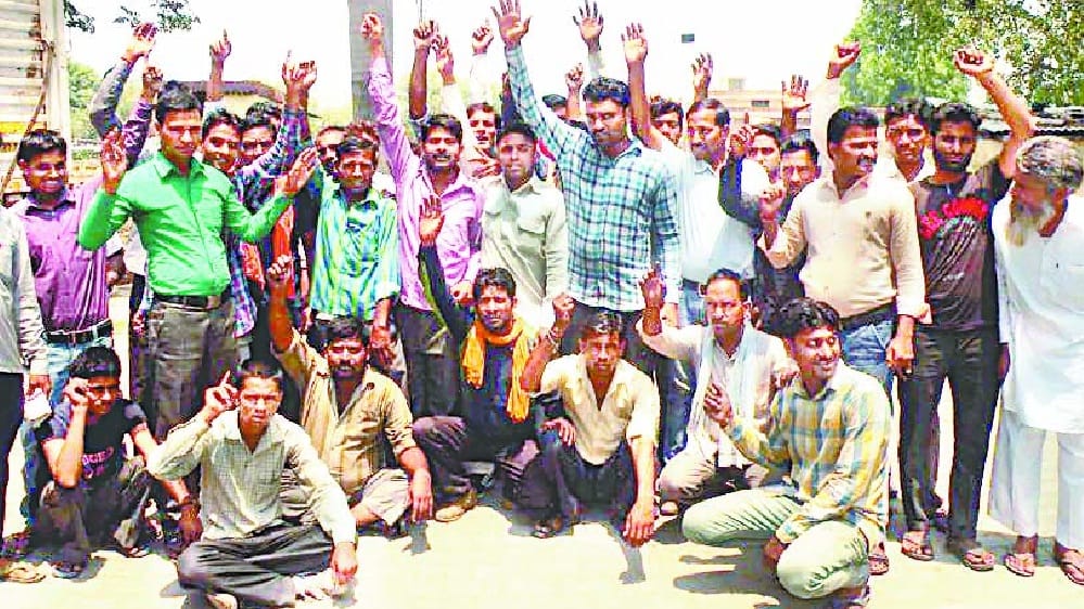 The young man attacked, people revolts in police station 
