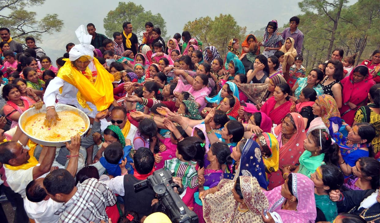 Mnautian subterranean deity devotees sought