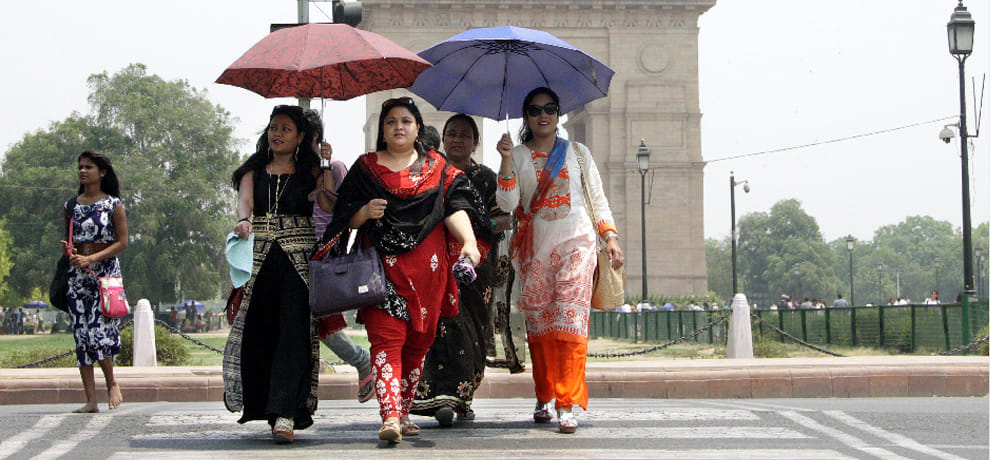monday may 2 is the hottest day of 2016 in delhi till now