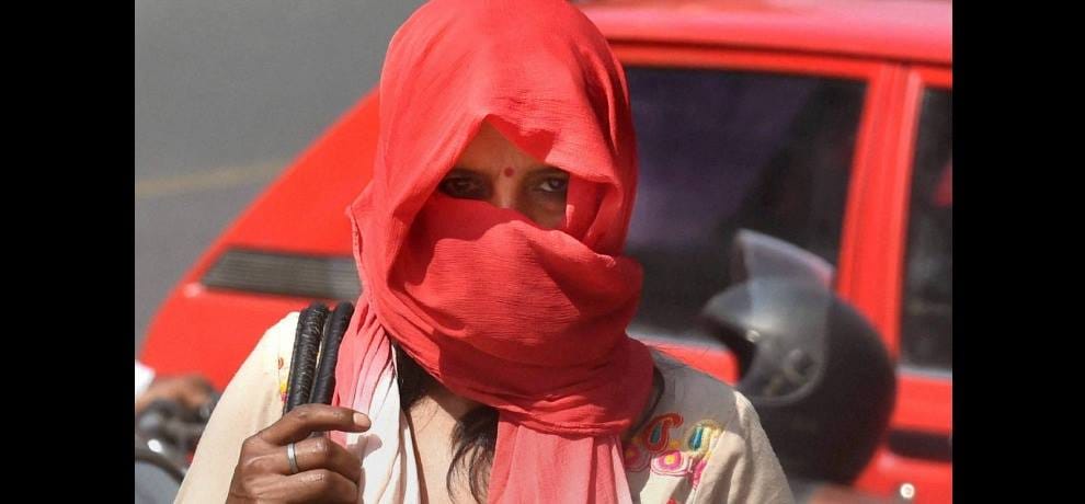 monday may 2 is the hottest day of 2016 in delhi till now