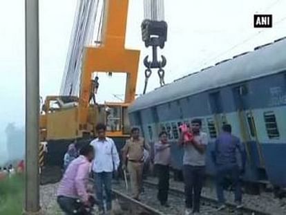 Eight coaches of Delhi-Faizabad Express derail near Hapur