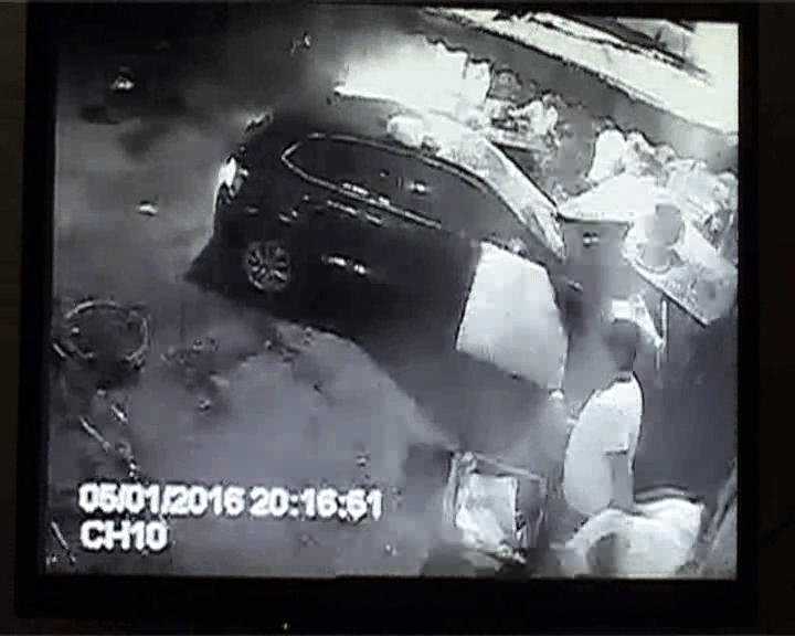 car accident, cat hit to dhaba, yamunanagar accident, haryana accident, yamunanagar, haryana