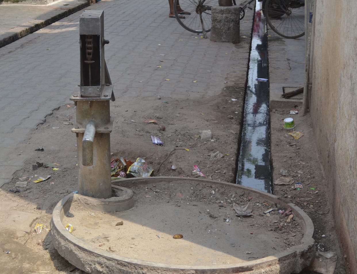 Drinking Water Supply Problem Angry People Protest In Firozabad