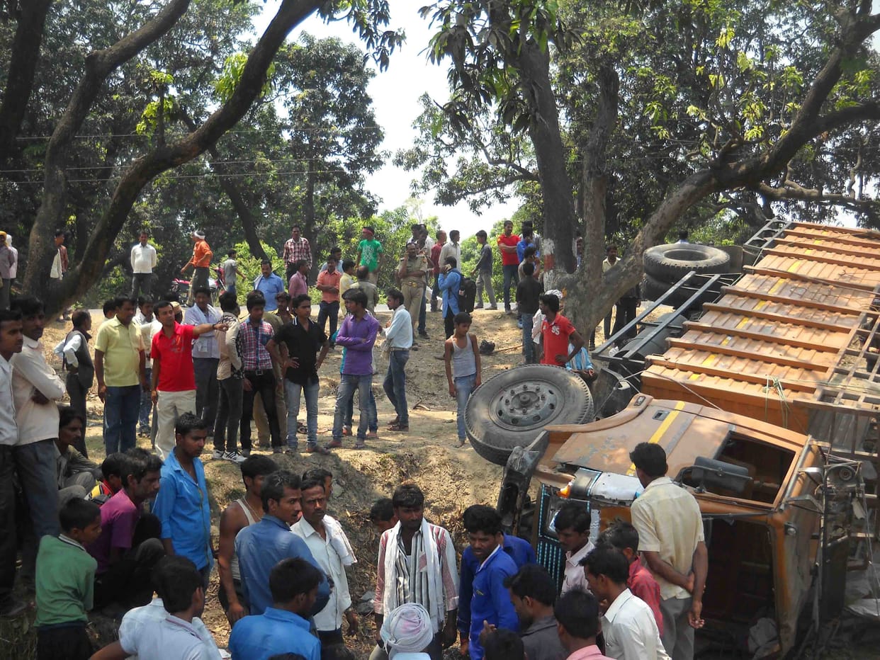 cycle dcm truck accident in malihabad