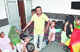 Cloth merchant robbed