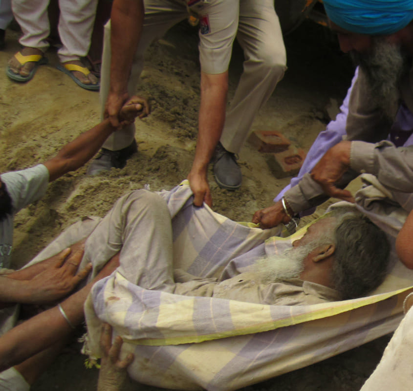 two people died in barnala, two people burried in barnala, barnala accident, barnala
