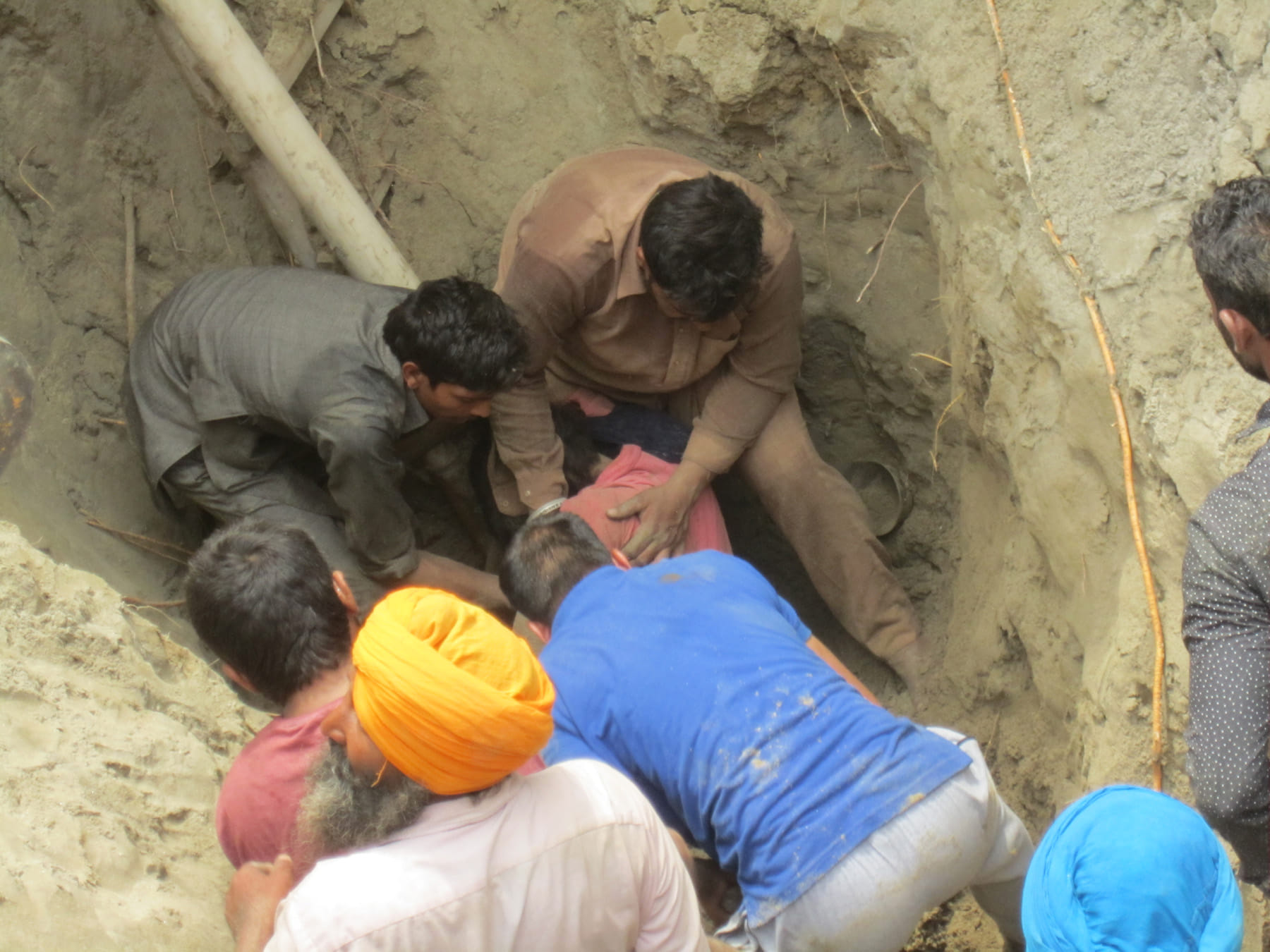 two people died in barnala, two people burried in barnala, barnala accident, barnala