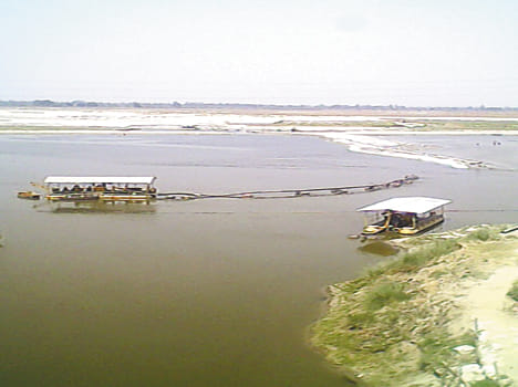 Barrage water level dropped 13 centimeters